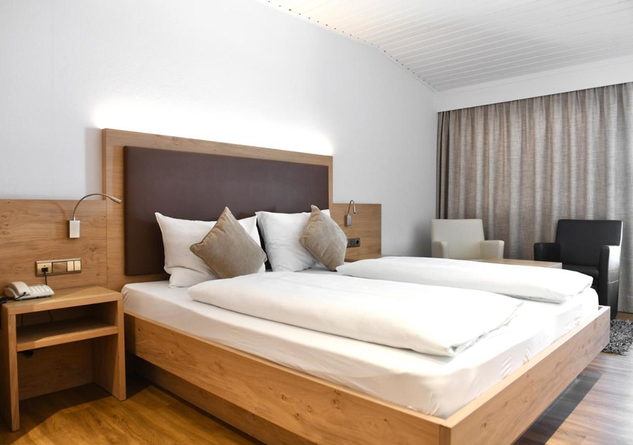 Hotel Toblacherhof Dobbiaco Esterno foto