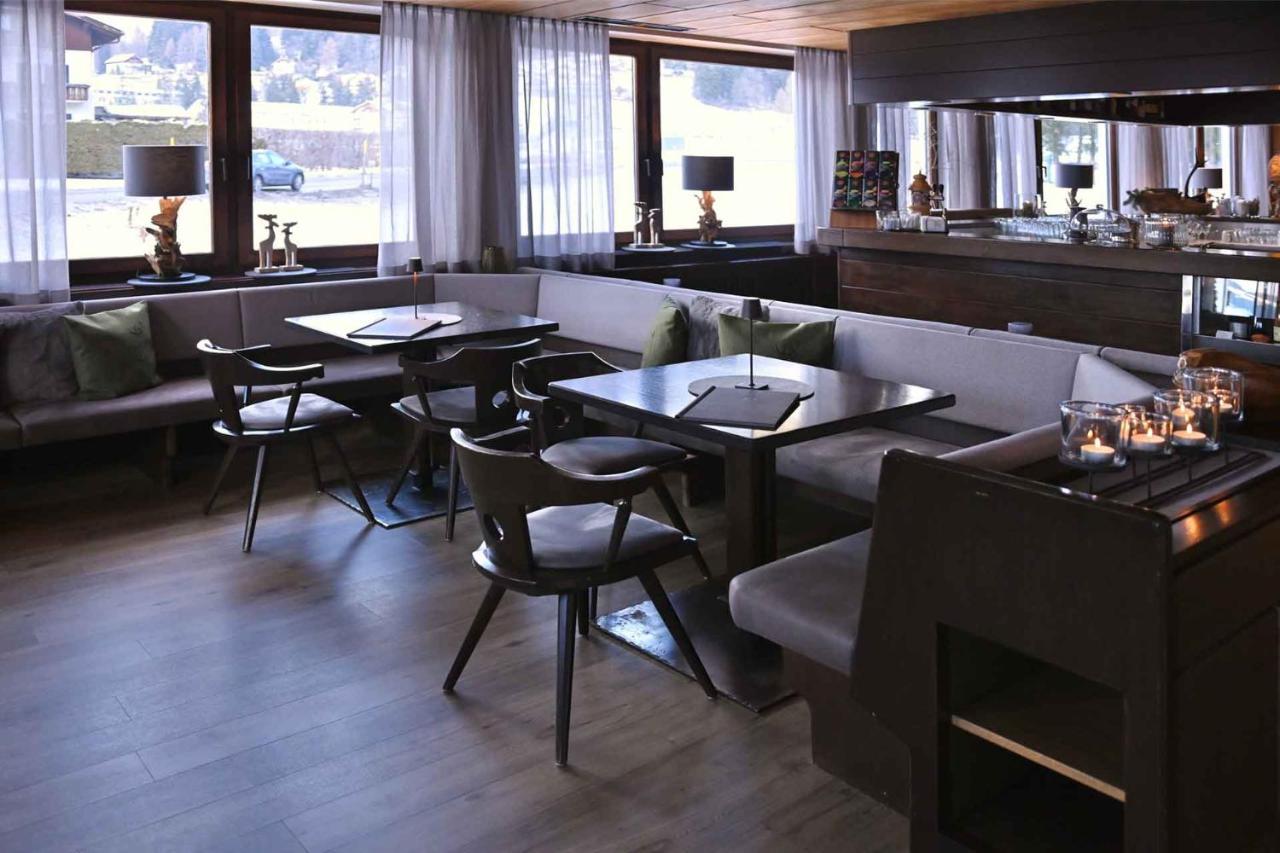 Hotel Toblacherhof Dobbiaco Esterno foto