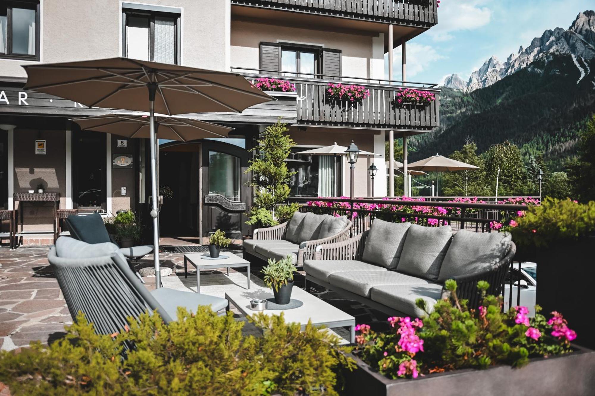 Hotel Toblacherhof Dobbiaco Esterno foto